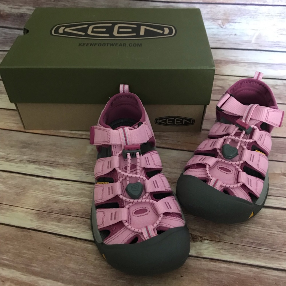 Lilac Pink Keen Youth Sandals